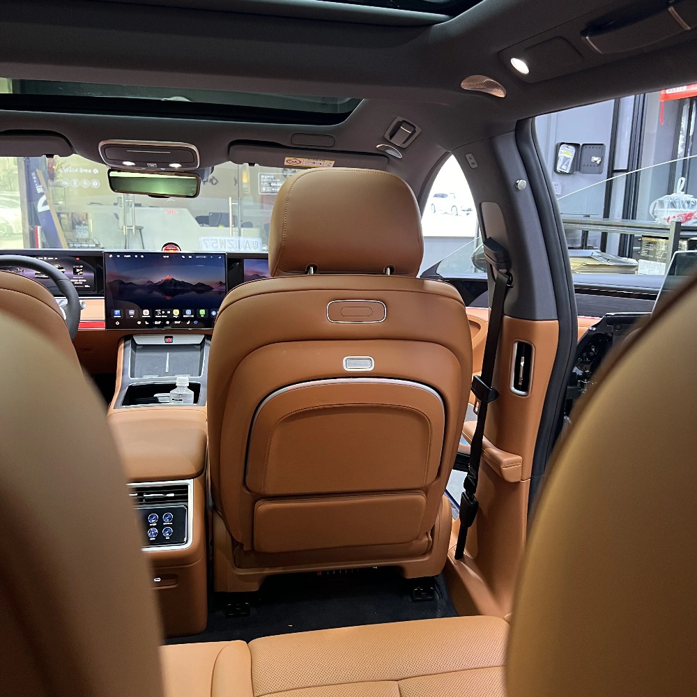 طاولة صغيرة قابلة للطي للسيارة - مراجعة Laptop Charger وسعره